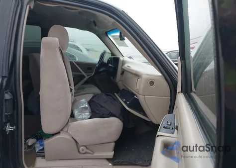 2006 Chevrolet Silverado 1500 Lt1 z USA, uszkodzony, nr VIN 1GCEC19V56Z204458